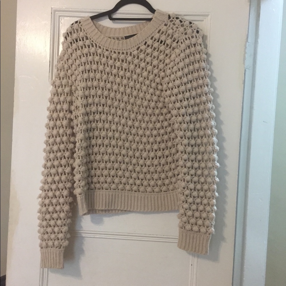 CREAM BUBBLE SWEATER